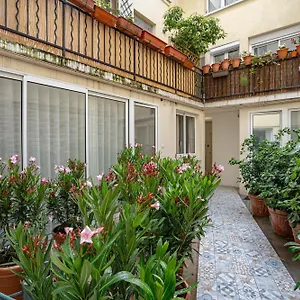 Les Residences - République Appartamento